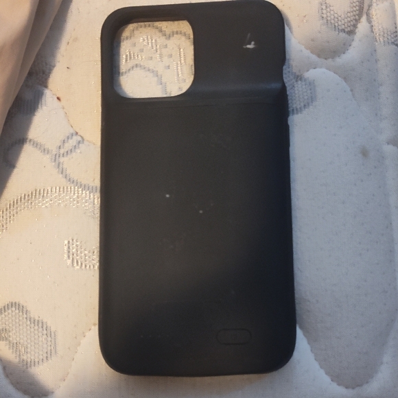 Black Phone Case - Picture 2 of 3